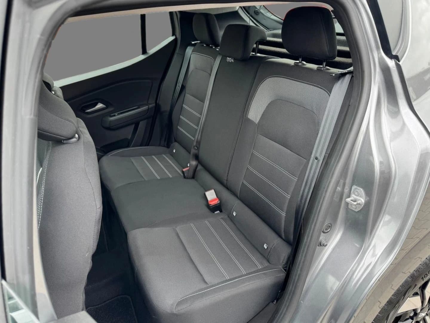 Dacia Sandero Expression — 13