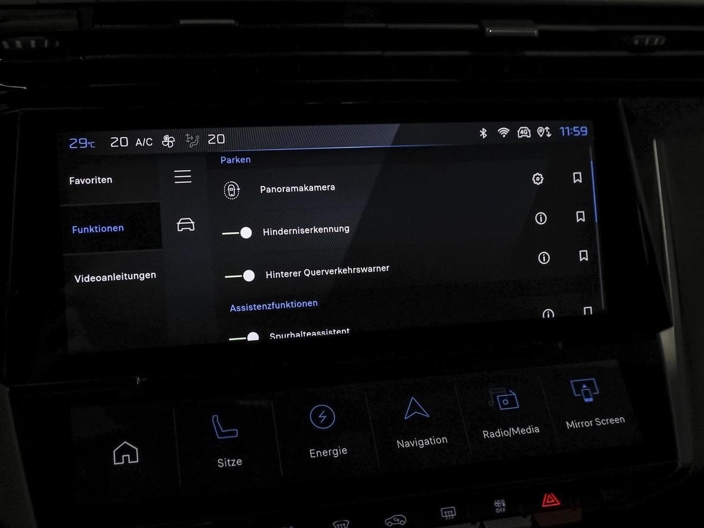 Peugeot 308 SW Allure Pack Hybrid 180 NAVI SHZ PDC KLIMA — 12