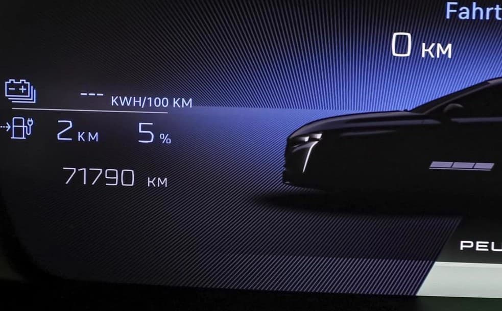 Peugeot 308 SW Allure Pack Hybrid 180 NAVI SHZ PDC KLIMA — 15