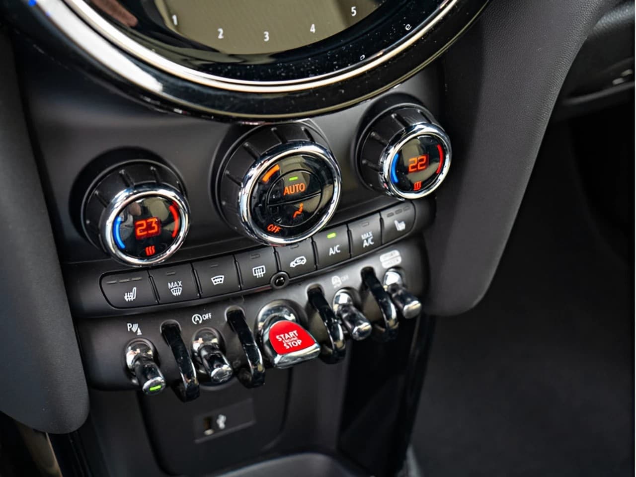 MINI Cooper Cabrio Resolute Edition — 13