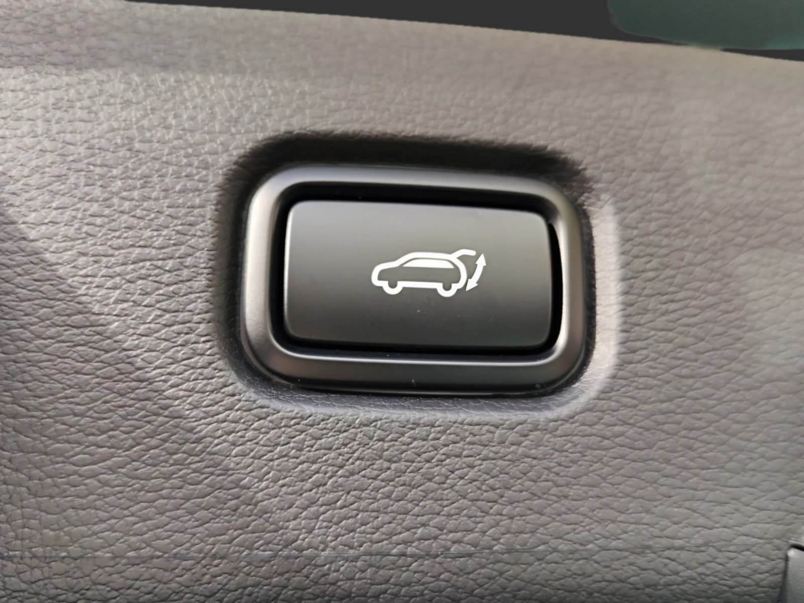 Kia Sportage AWD Plug-in Hybrid GT-line Pano Drive — 7