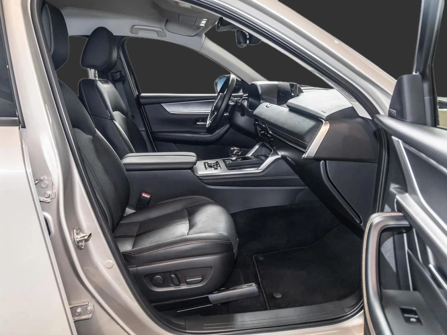 Mazda CX-60 2.5 PHEV Homura AHK 360° HEADUP BOSE LEDER — 11