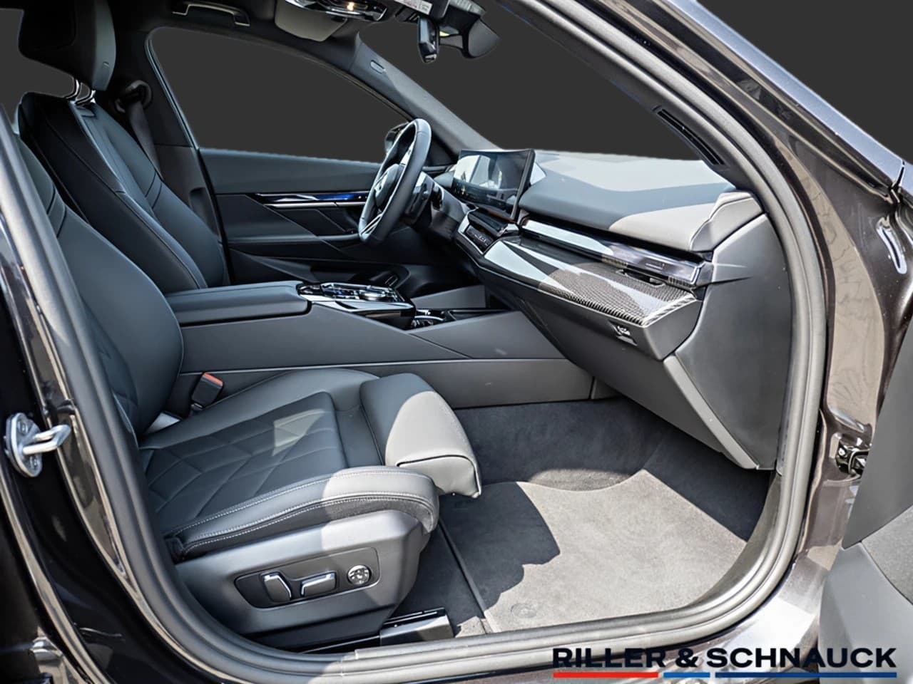 BMW 520 520d Touring M-Sport — 6