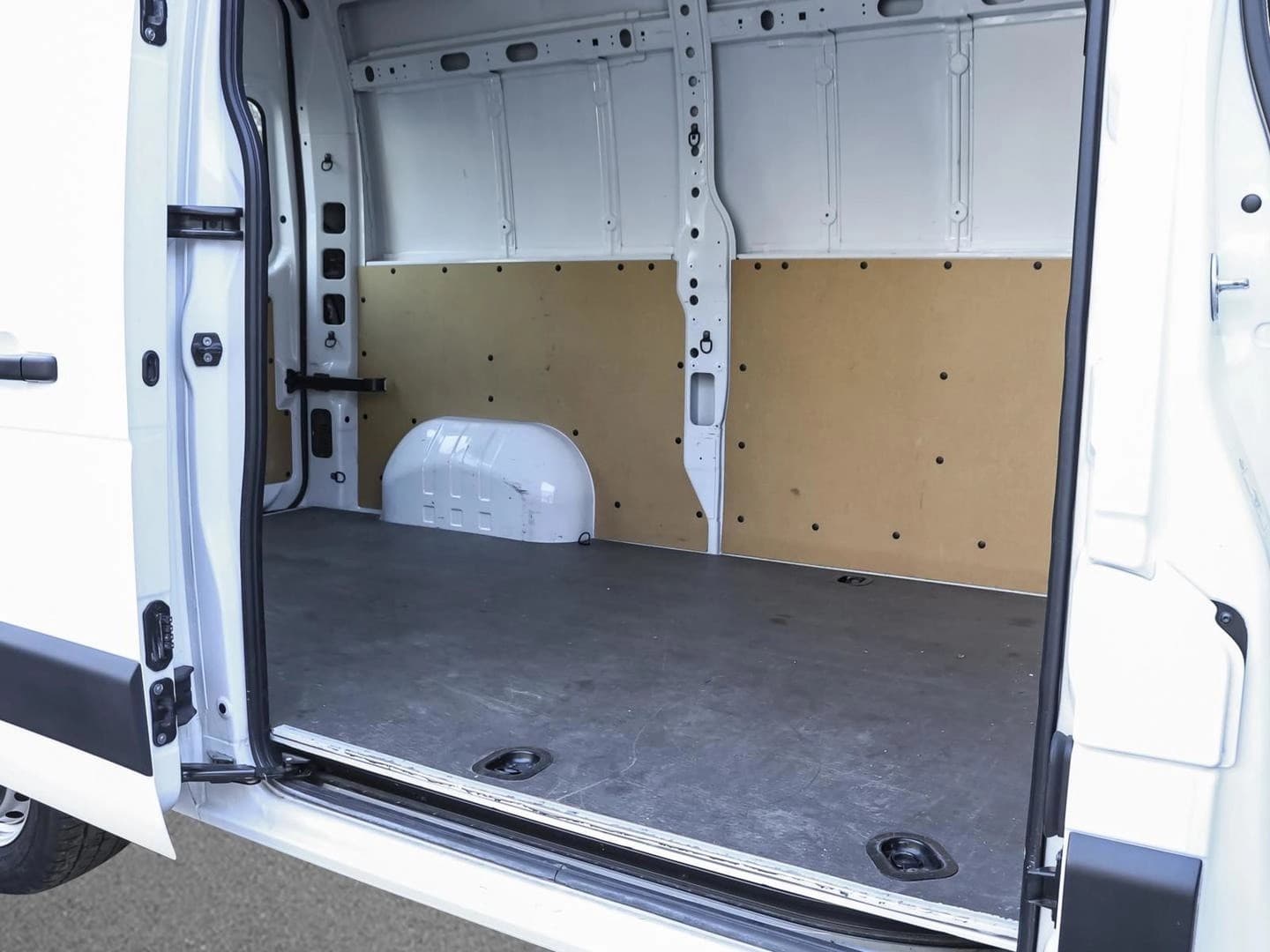 Renault Master KaWa L2H2 3,3t Blue dCi 135 PDC KLIMA BT — 12