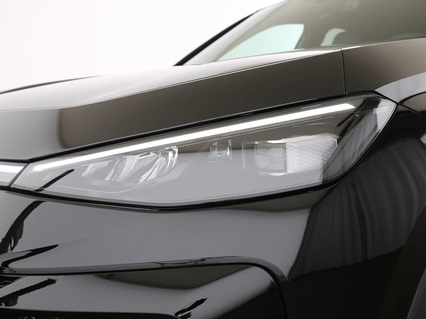 Volkswagen T-Roc R-Line neues Modell LEDPlus AHK — 17