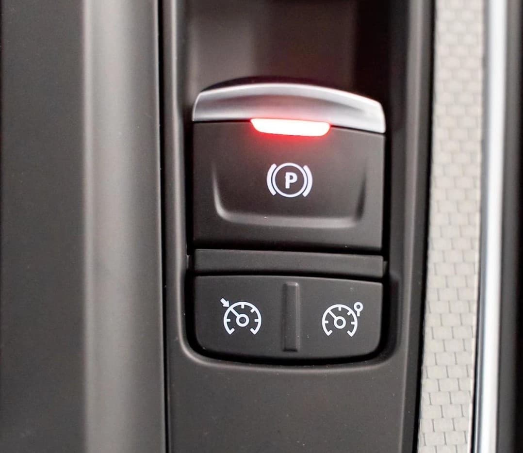 Renault Scenic TCe 140 Techno EDC Kamera LED AHK — 11