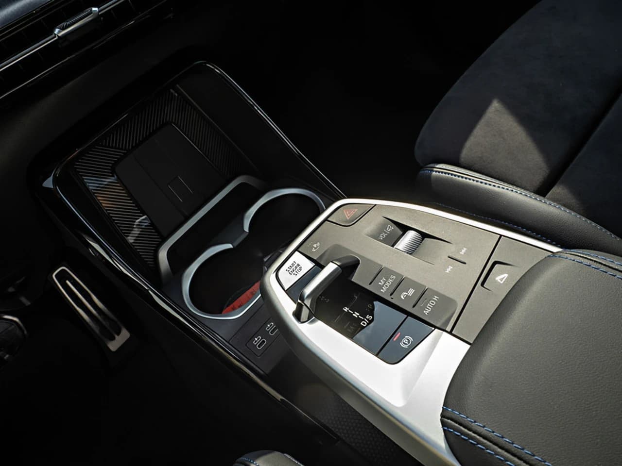 BMW X1 X1 sDrive 18i M-Sport — 8