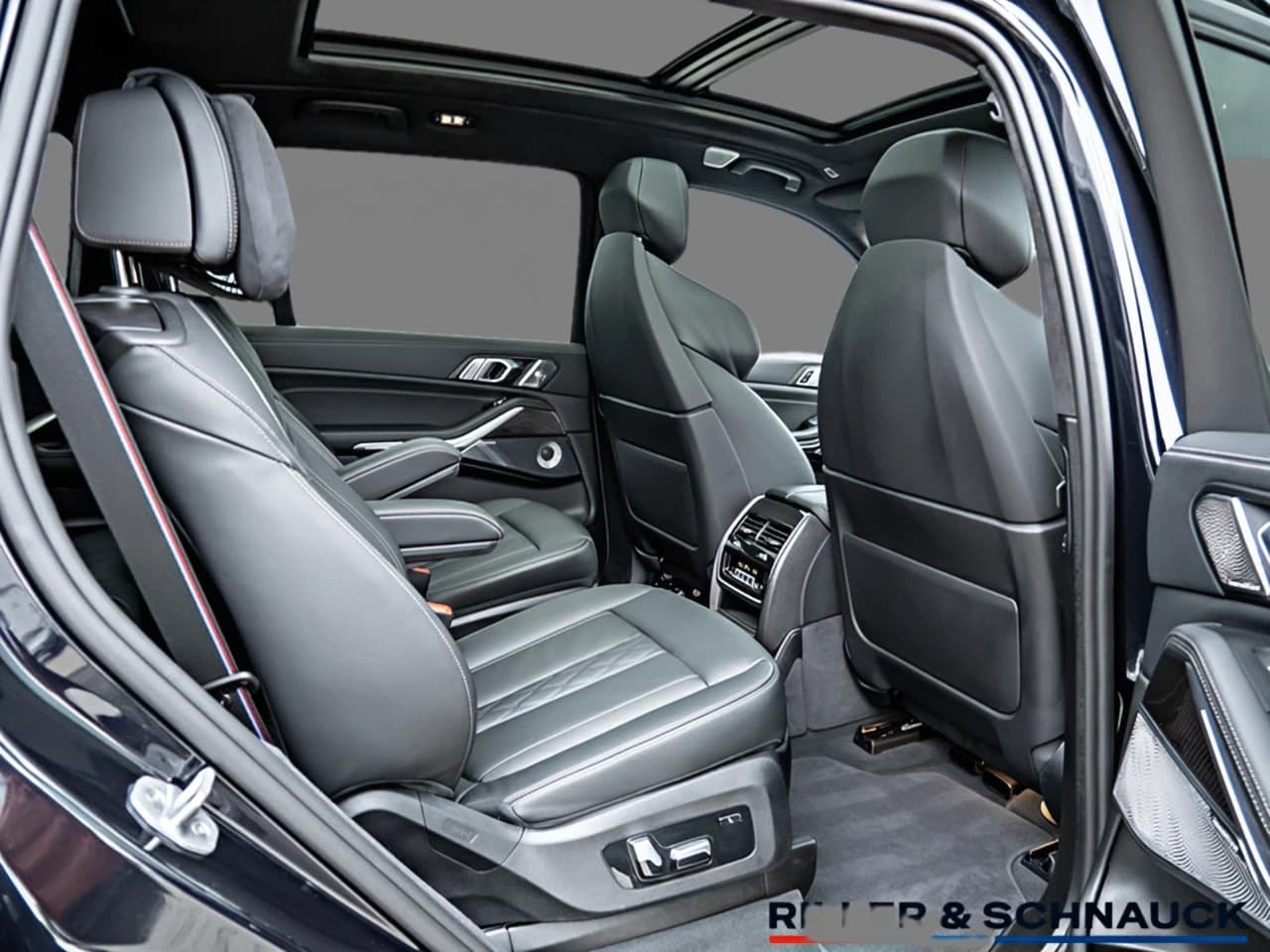 BMW X7 xDrive 40d M-Sport Pro — 7