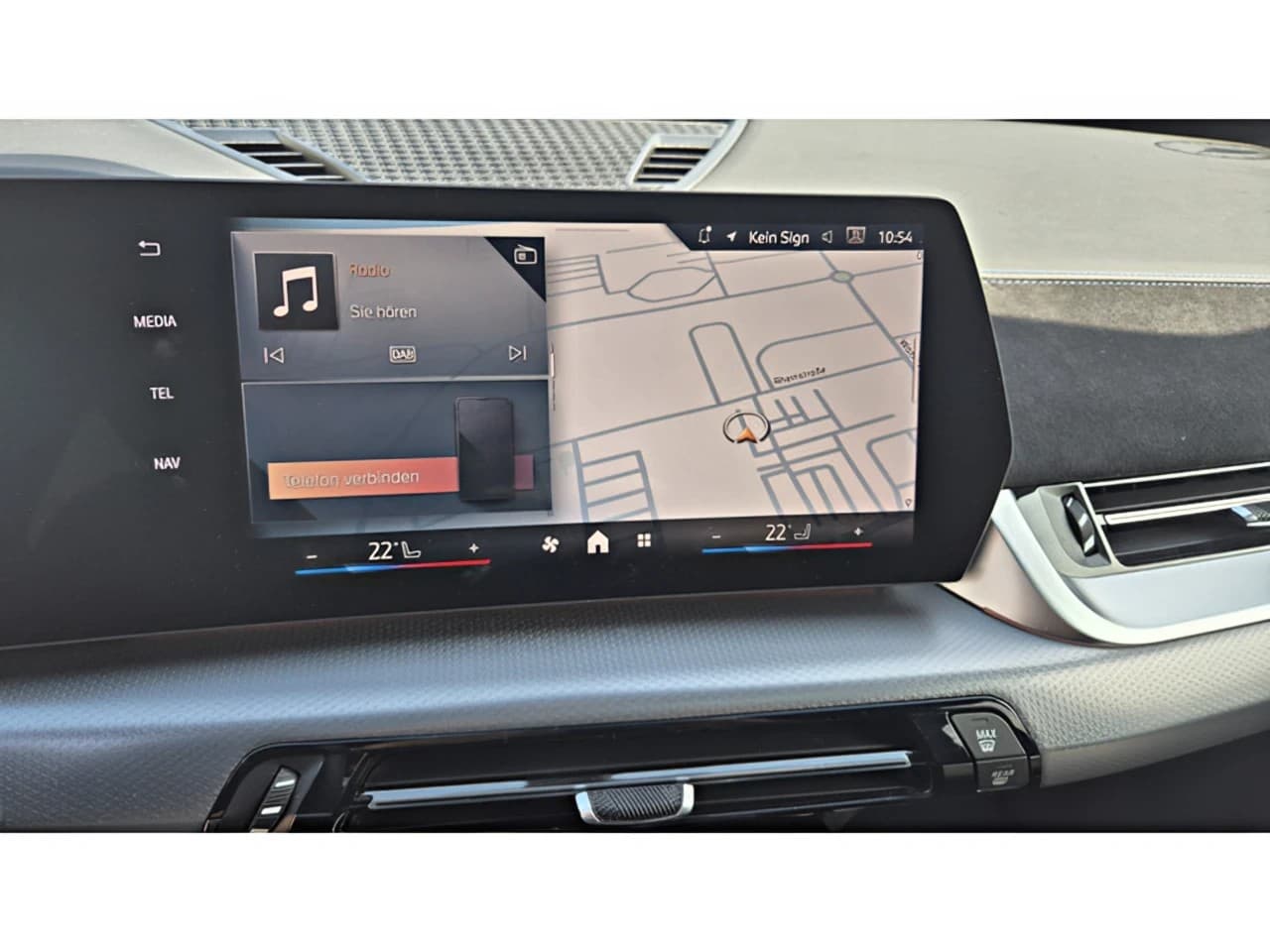 BMW X1 X1 sDrive 18i M Sport Pro — 7