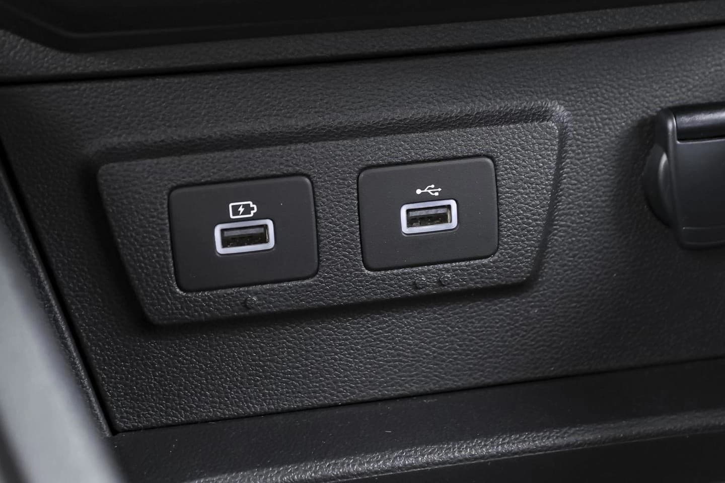 Dacia Duster Extreme TCe 150 EDC NAVI SHZ PDC KLIMA — 11