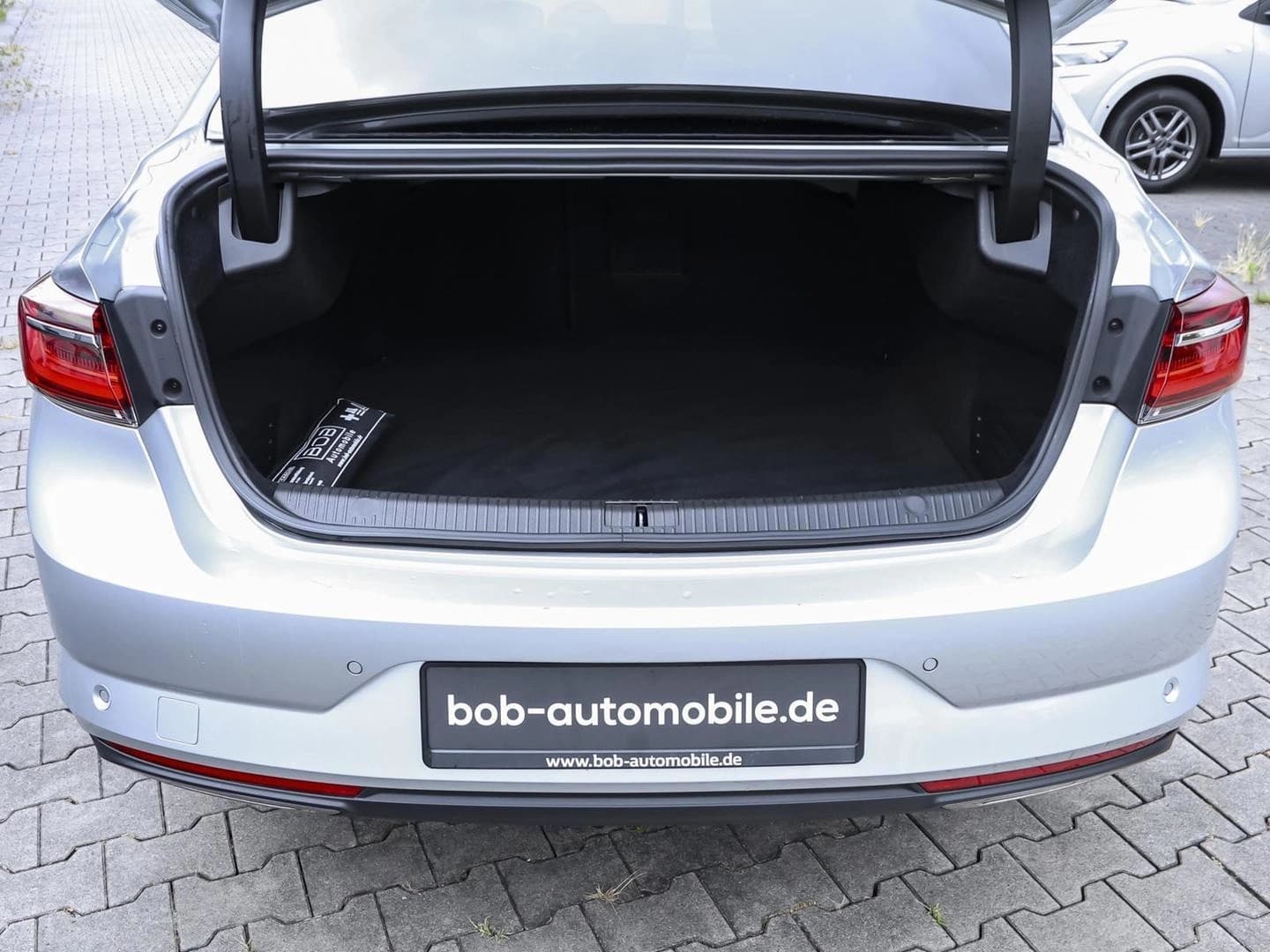 Renault Talisman INITIALE PARIS TCe 160 EDC LEDER SHZ — 8