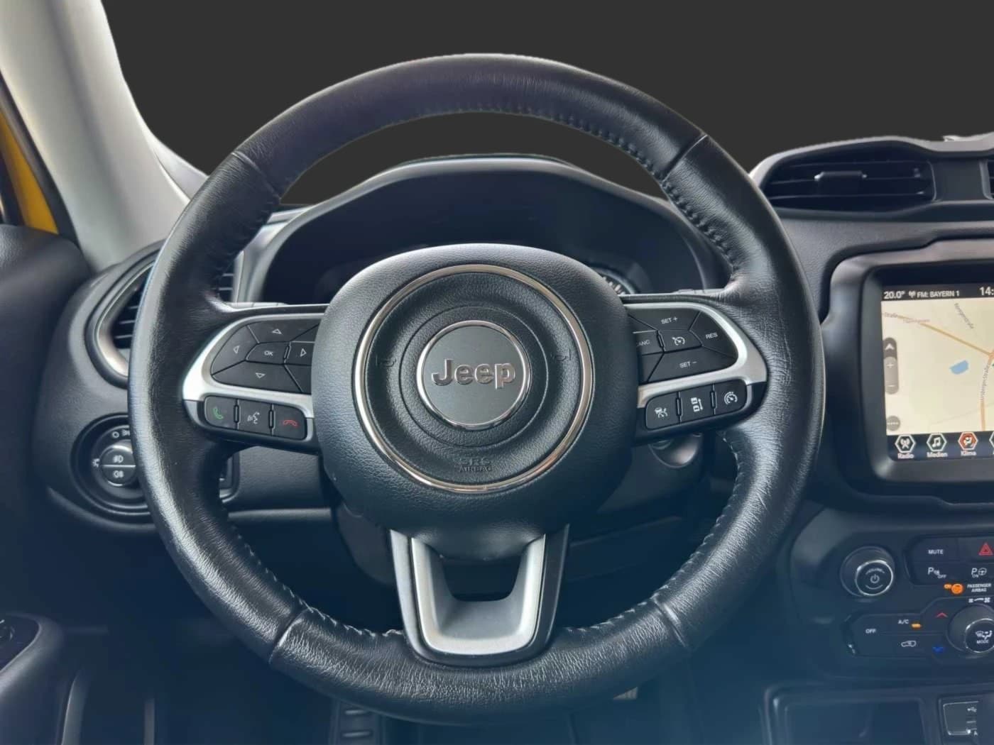 Jeep Renegade 1.5 MHEV S-Edition *AHK*Leder*Navi*Kamera* — 5
