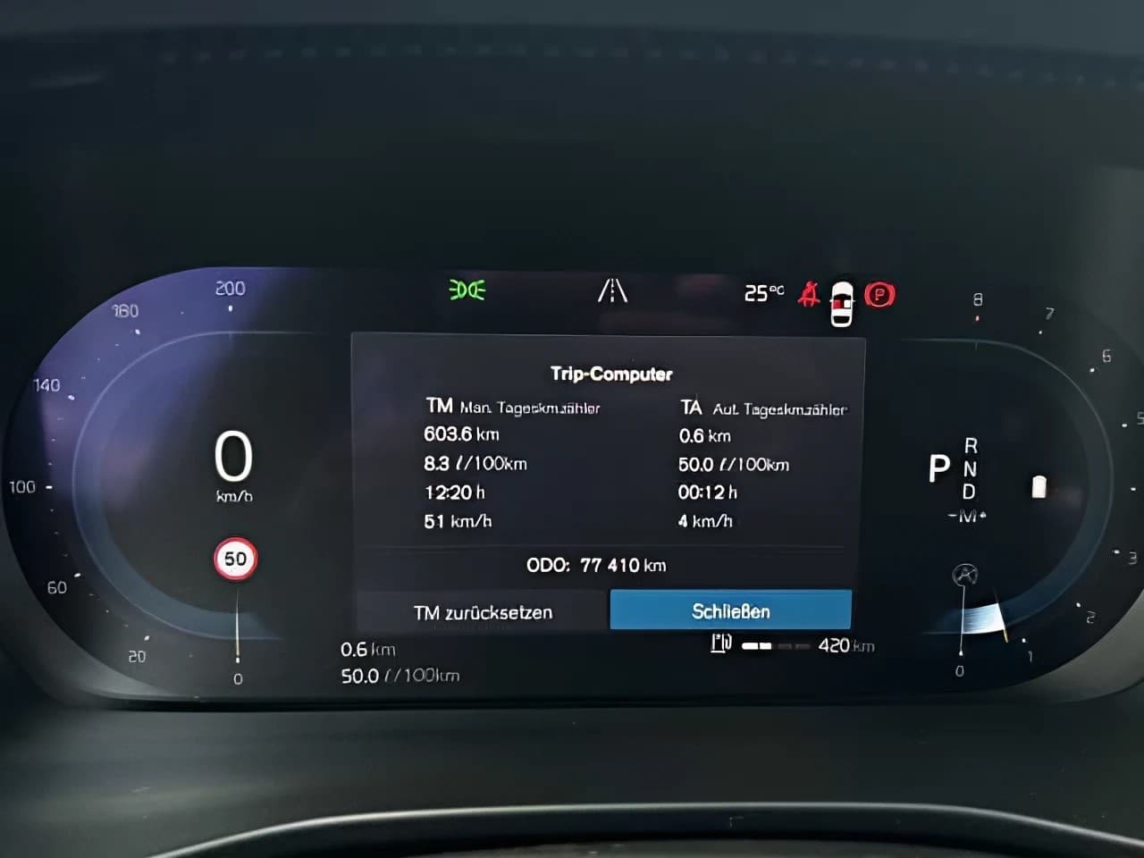 Volvo XC40 XC40 Plus Dark 2WD/Keyless/Klima/SitzHz — 16