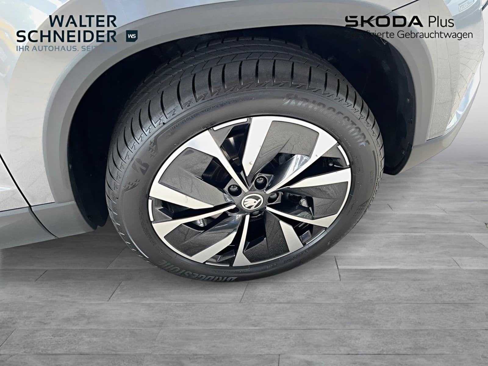 Skoda Karoq 2.0 TDI DSG AHK 4Motion — 5