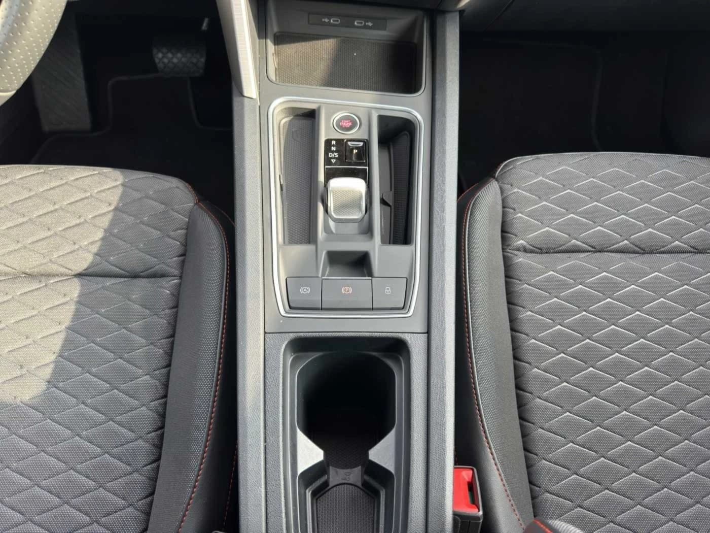 Seat Leon ST 1.5 eTSI FR // 5 Jahre Garantie /LED/Navi /Winterpaket — 11