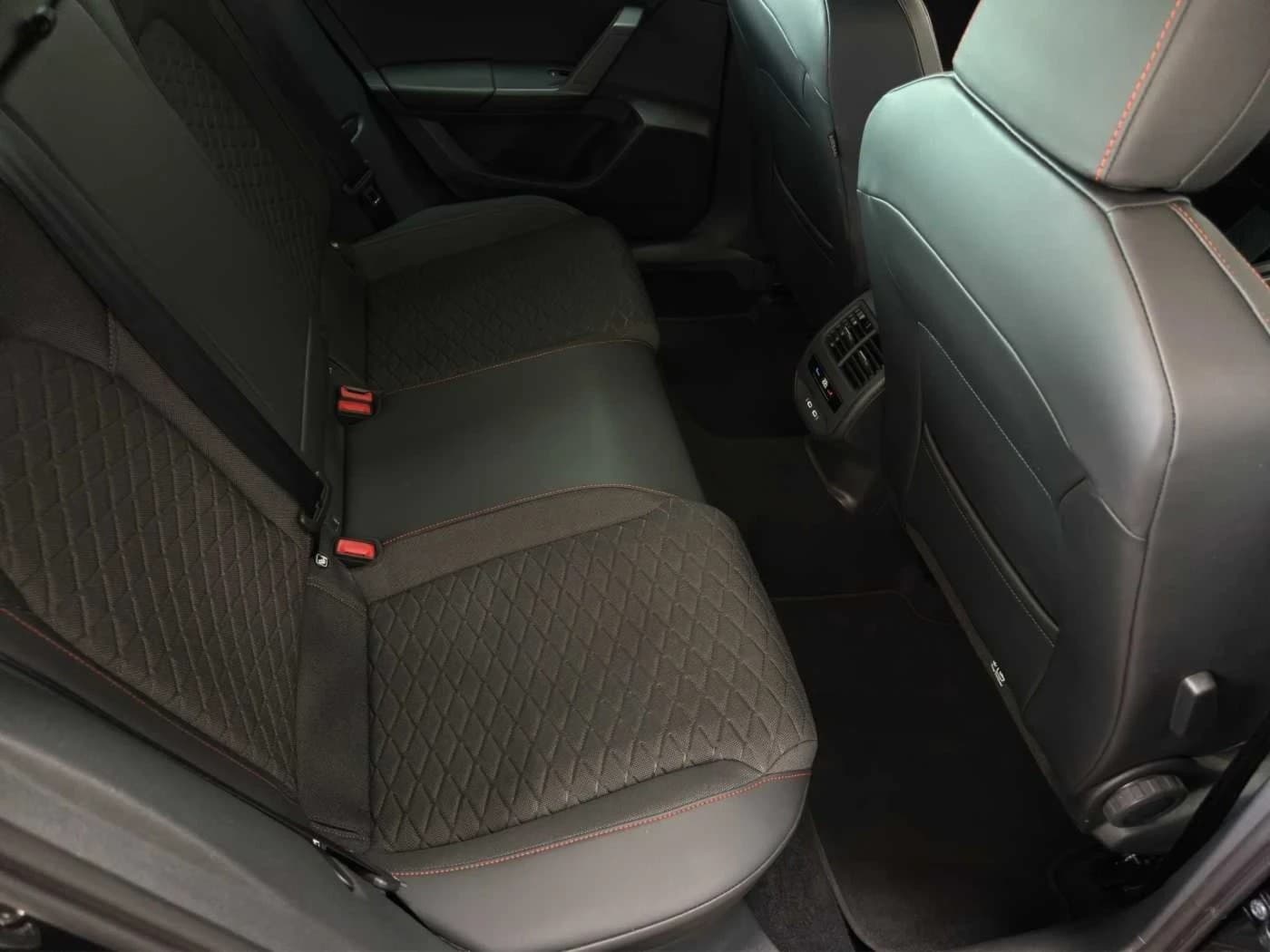 Seat Leon ST FR 1.5 eTSI // 5 Jahre Garantie /LED/Navi /Winterpaket — 3