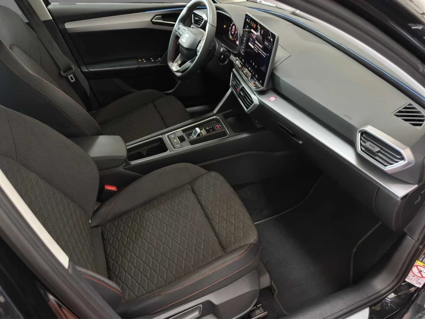 Seat Leon ST FR 1.5 eTSI // 5 Jahre Garantie /LED/Navi /Winterpaket — 5