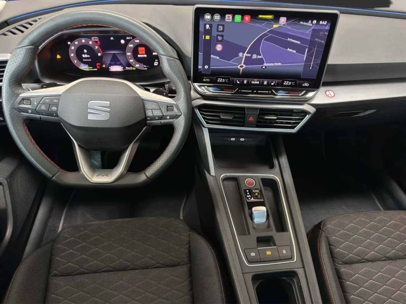 Seat Leon ST FR 1.5 eTSI // 5 Jahre Garantie /LED/Navi /Winterpaket — 14