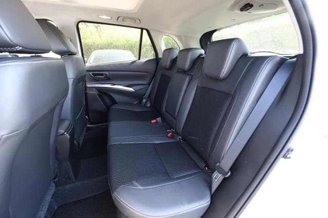 Suzuki S-Cross Comfort 1.4 MHEV 4WD Aut Pano 360° L... — 10