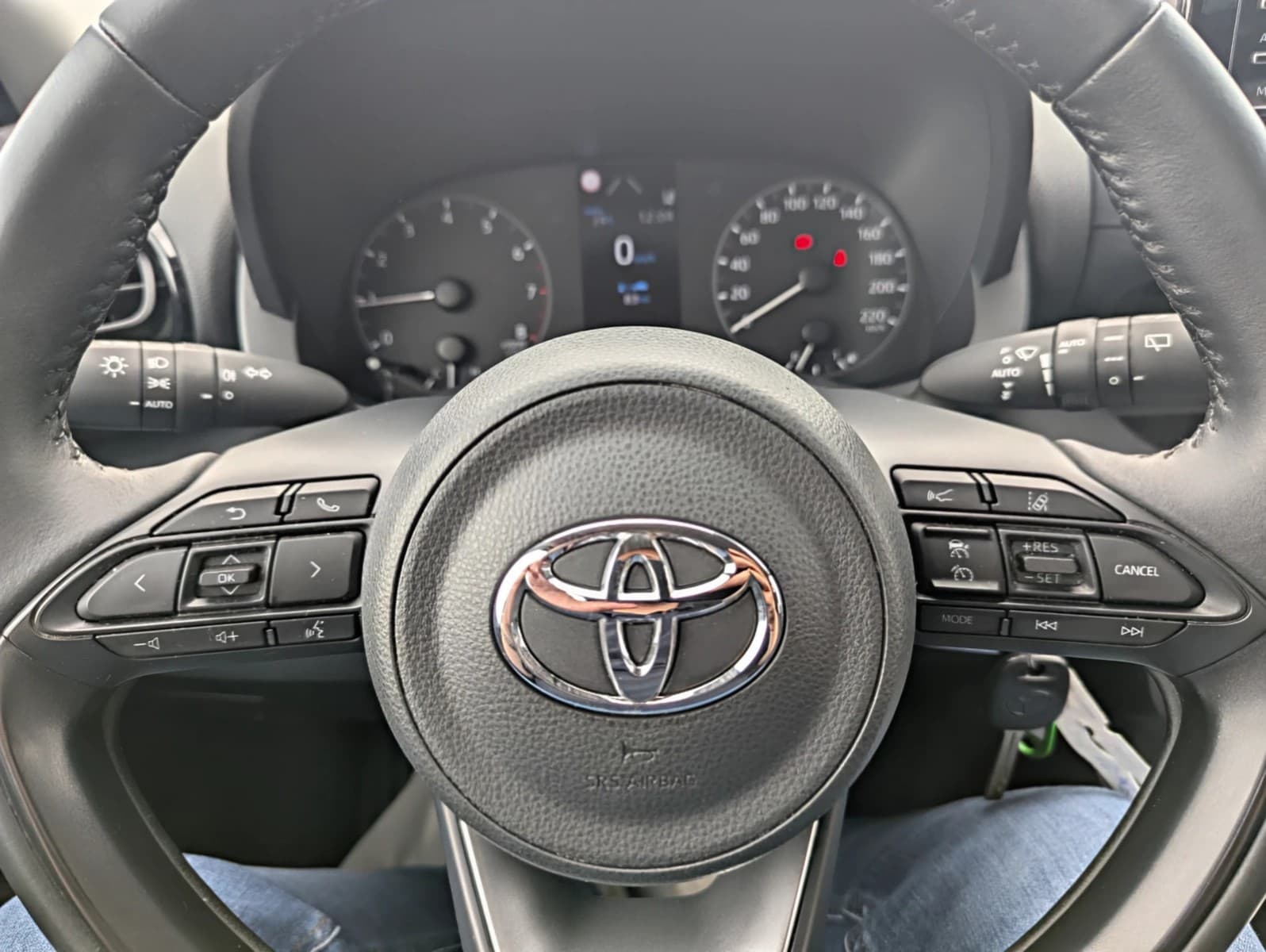 Toyota Yaris 1.0 VVT-i Comfort Allwetter, 1. Hand — 10