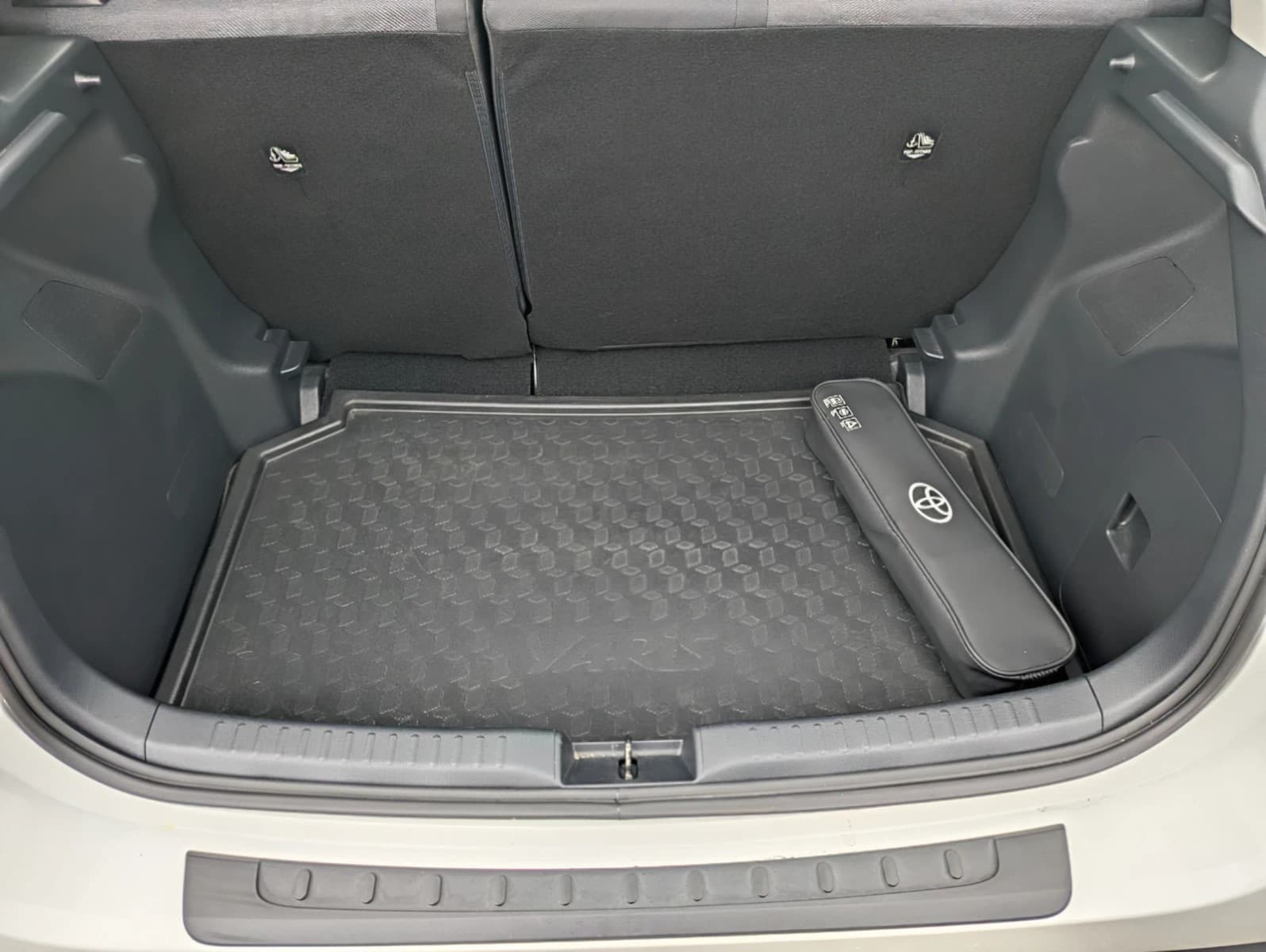 Toyota Yaris 1.0 VVT-i Comfort Allwetter, 1. Hand — 16
