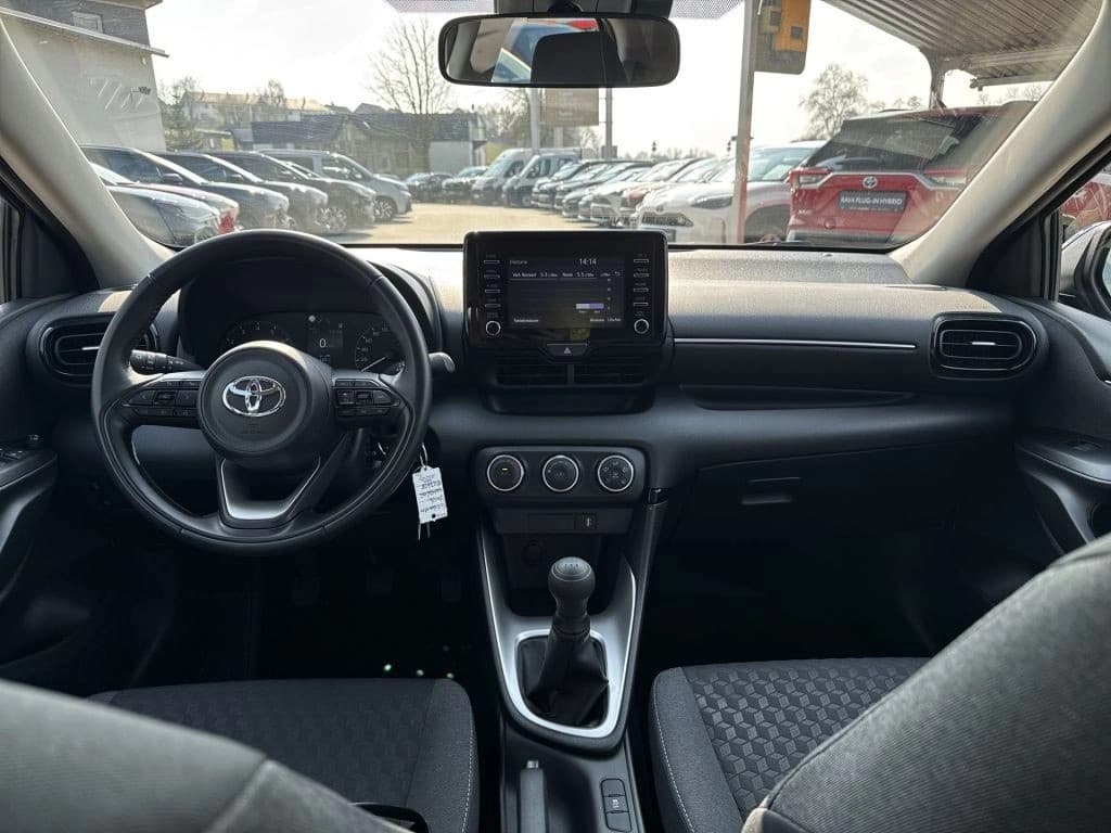 Toyota Yaris 1.0 VVT-i Comfort Rückfahrkamera HAC — 12