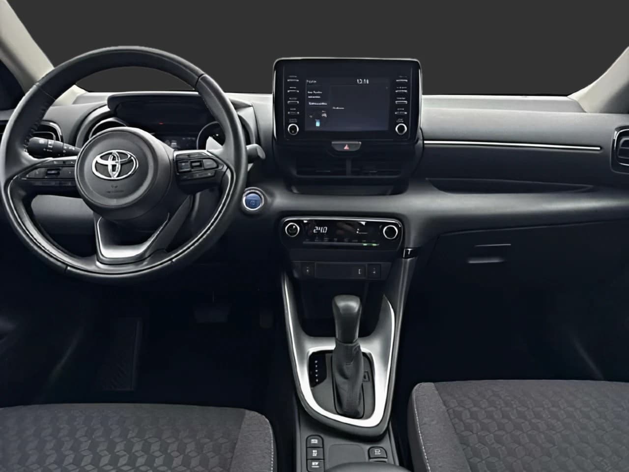 Toyota Yaris Hybrid Team Deutschland — 11