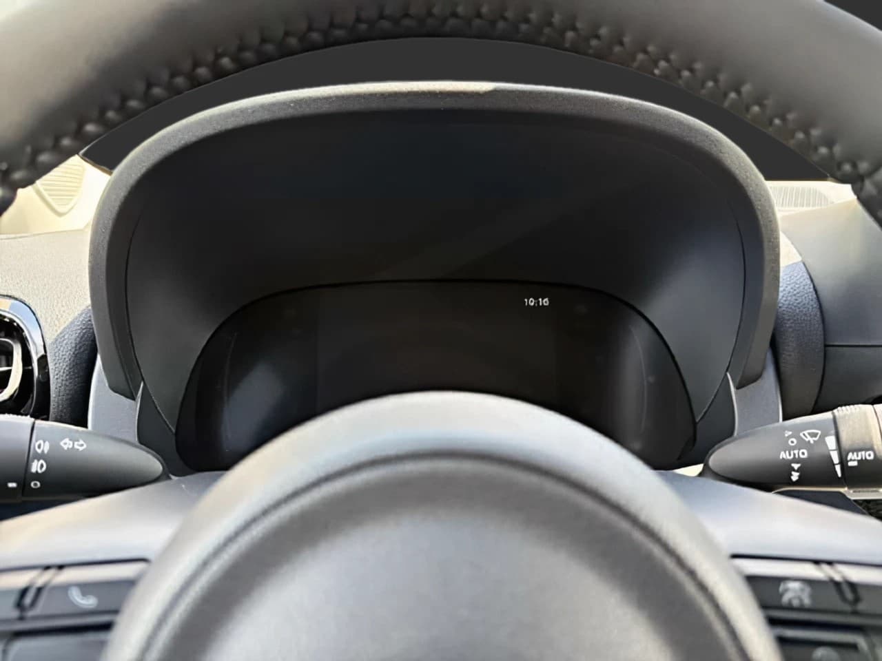 Toyota Yaris Hybrid Teamplayer — 13
