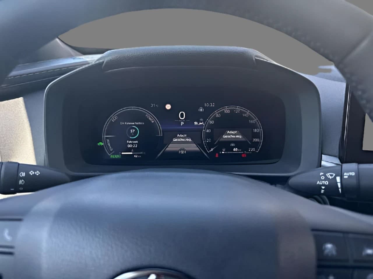 Toyota C-HR Hybrid FWD Teamplayer — 13