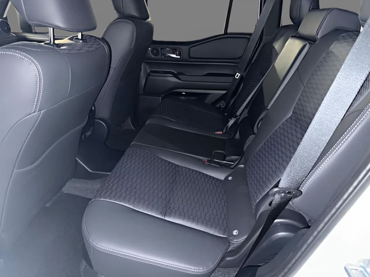 Toyota Land Cruiser 250 Mild-Hybrid Lounge Pano.dach,HUD,360°,sofort — 10
