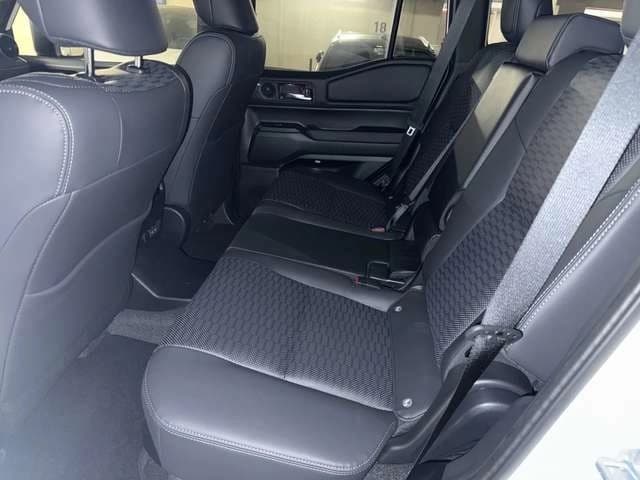 Toyota Land Cruiser 250 Mild-Hybrid Lounge Pano.dach,HUD,360°,sofort — 10