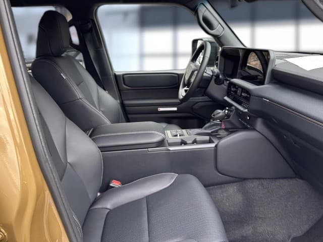Toyota Land Cruiser 2.8 D-4D AWD Executive RARITAE — 15