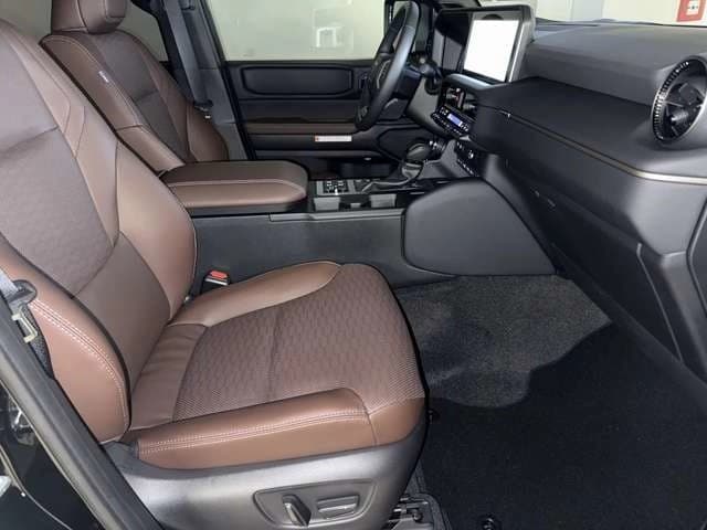 Toyota Land Cruiser 250 Mild-Hybrid Lounge Pano.dach,HUD,360°,Leder — 8