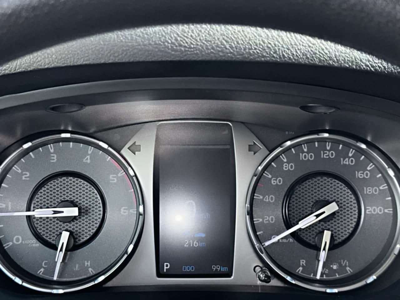 Toyota Hilux 2.4 Double Cab Duty Automatik,CarPlay,ACC,Kamera — 14