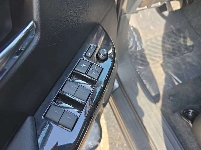 Toyota Hilux Double Cab Executive 4x4 UPE 62.892,84 — 9