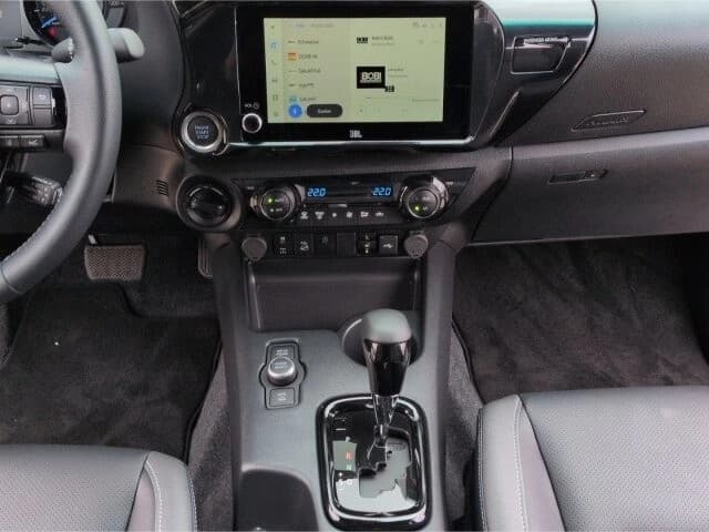 Toyota Hilux Invincible 4x4 2.8Mild-Hyb*Autom AHK 360°K... — 7