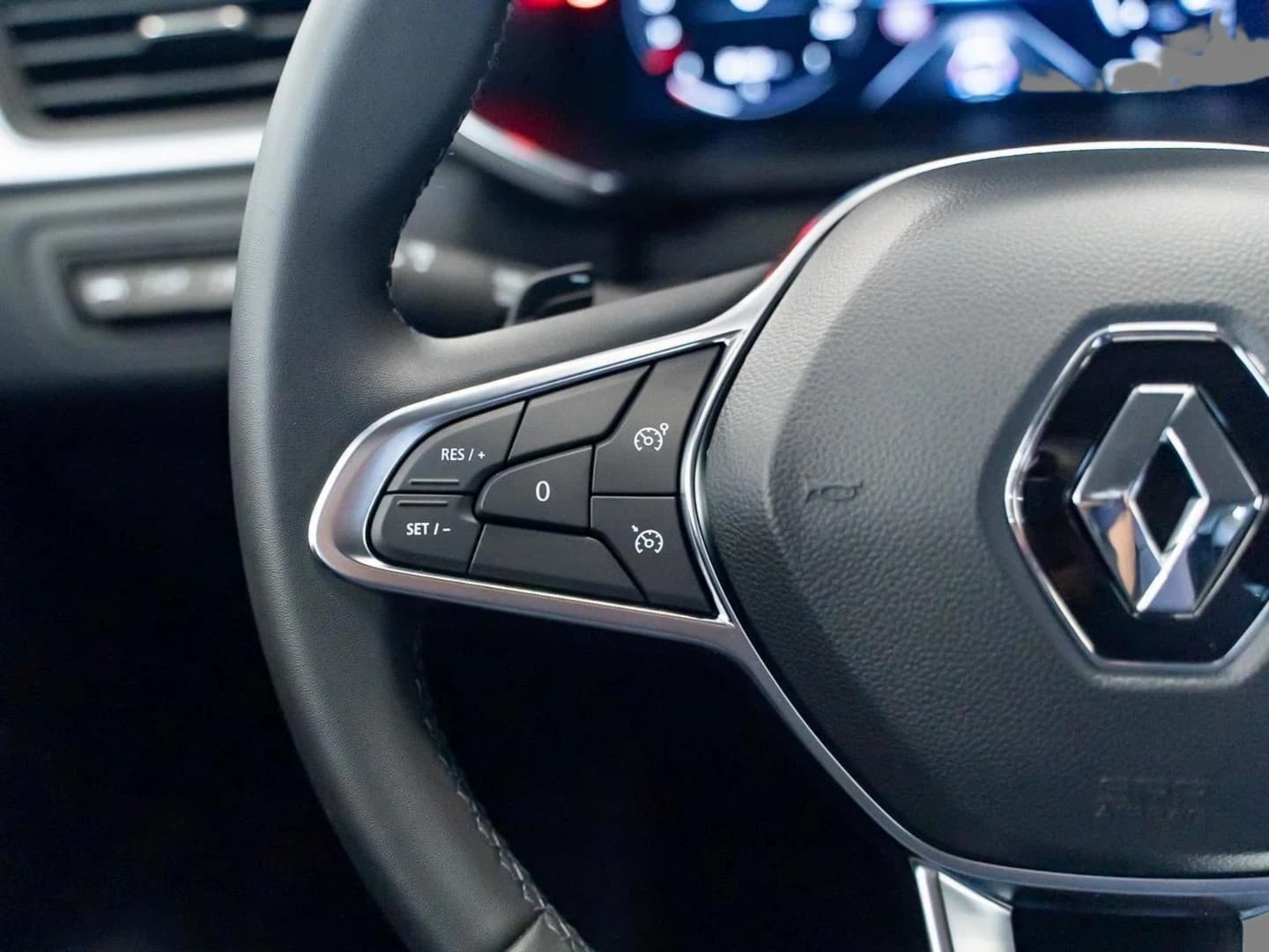 Renault Captur TECHNO TCe 140 EDC Klima SHZ Kamera PDC — 12