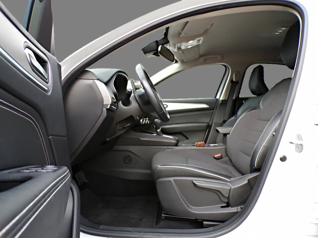 Renault Arkana 1.6 E-TECH Hybrid 145 Intens LED — 6