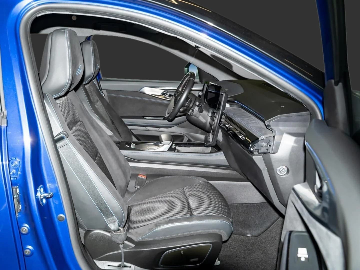 Renault Austral Esprit Alpine Mild Hybrid 160 EDC Klima — 4