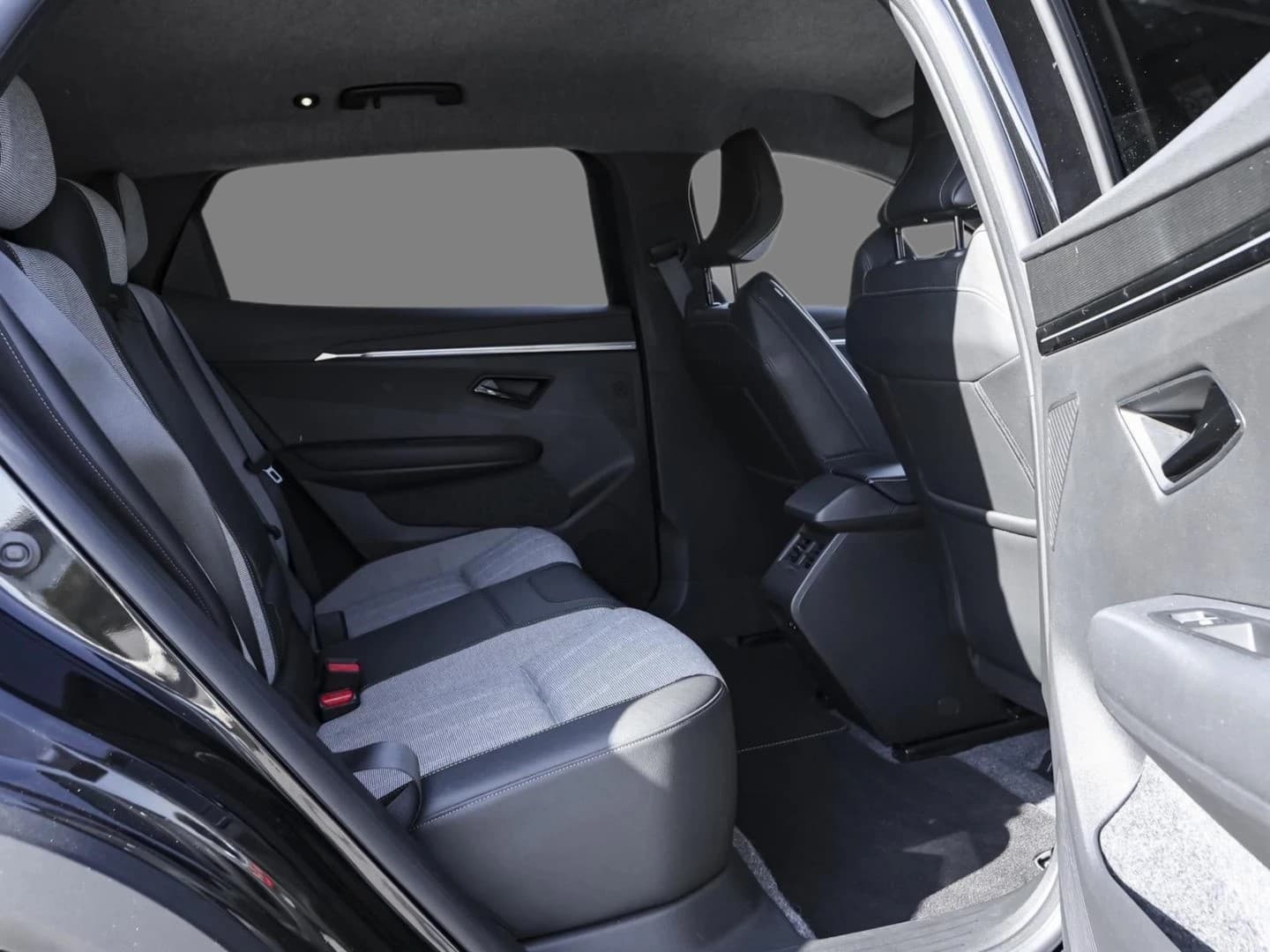 Renault Scenic E-TECH 100% Techno 220 8-fach bereift — 4