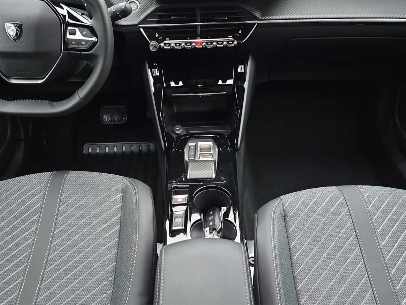 Peugeot 2008 Allure // ACC/Kamera 360°/LED/SHZ — 6