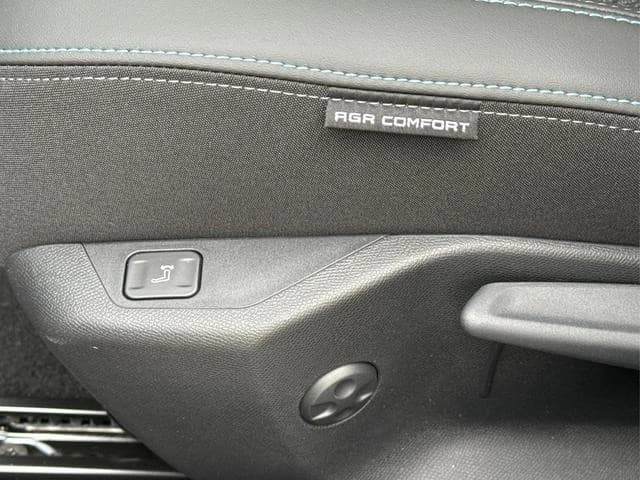 Peugeot 308 Allure SHZ KAMERA NAVI KEYLESS ACC 17 LM ... — 17