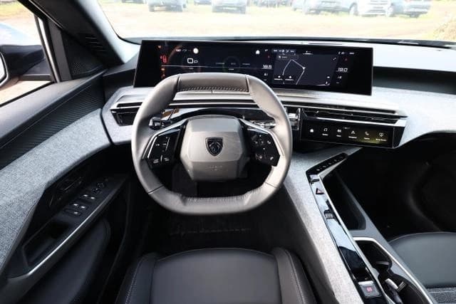 Peugeot 3008 Allure Hybrid ACC 21"-HD SHZ AWR 360° Na... — 7