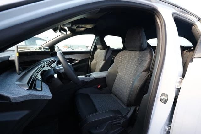 Peugeot 3008 Allure Hybrid ACC 21"-HD SHZ AWR 360° Na... — 6