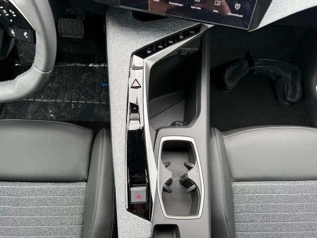 Peugeot 5008 Allure Hybrid Nav 360° ACC 21"-HD SHZ 7-... — 8