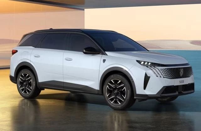Peugeot 5008 GT Exclusive Hybrid Pano V-LED CarP Nav ... — 5