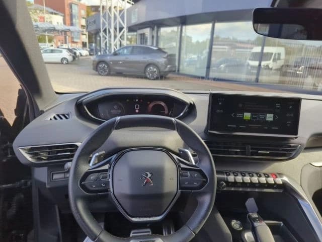 Peugeot 5008 GT BlueHDi 130 EAT8 — 13