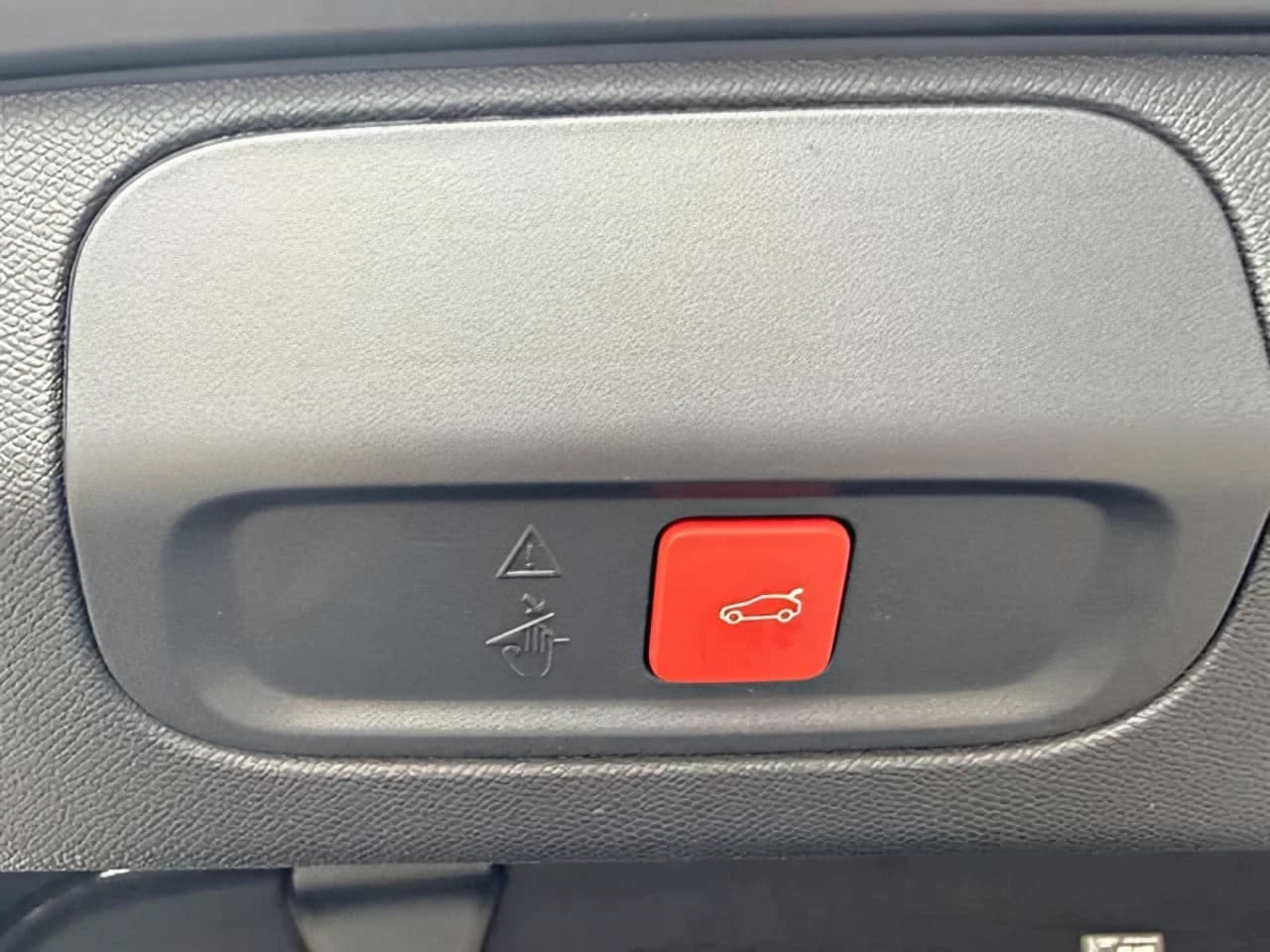 Peugeot 408 GT Plug-In Hybrid 225 e-EAT8 ACC+LED+Navi — 7