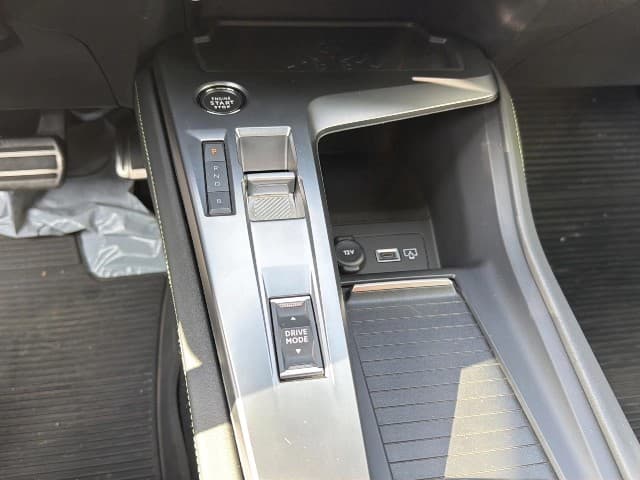 Peugeot 408 Hybrid 225 GT — 12