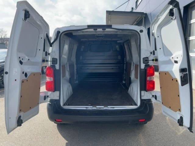 Peugeot Expert 2.0 BlueHDi 145 L2 S&S EAT8 — 12